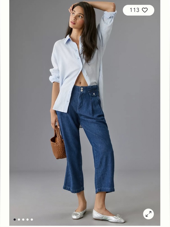 Pilcro Denim - Pilcro Mid-Rise Pleated Trouser
Jeans